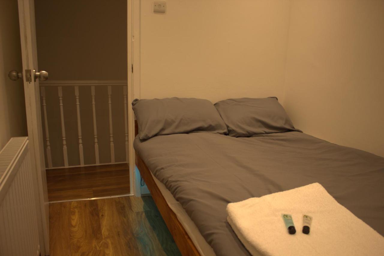 Central Serviced Apartments - Two Bedroom Apartment Cardiff Kültér fotó